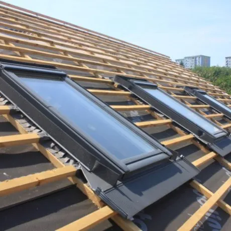 instalación de claraboyas en la cubierta, Albacete